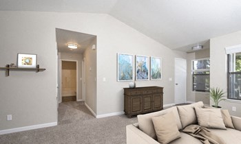 Walnut Woods | Living room
